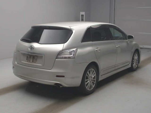 TOYOTA MARK X ZIO