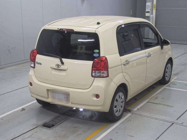 TOYOTA PORTE