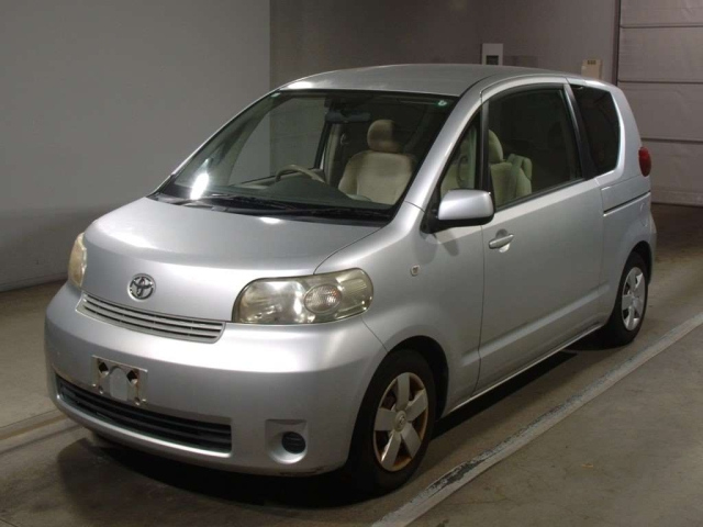 TOYOTA PORTE