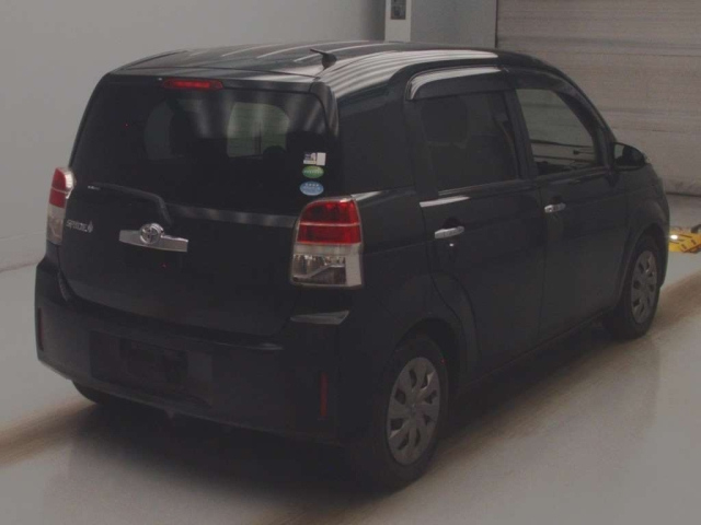 TOYOTA SPADE
