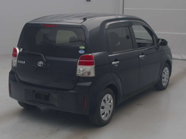 TOYOTA SPADE