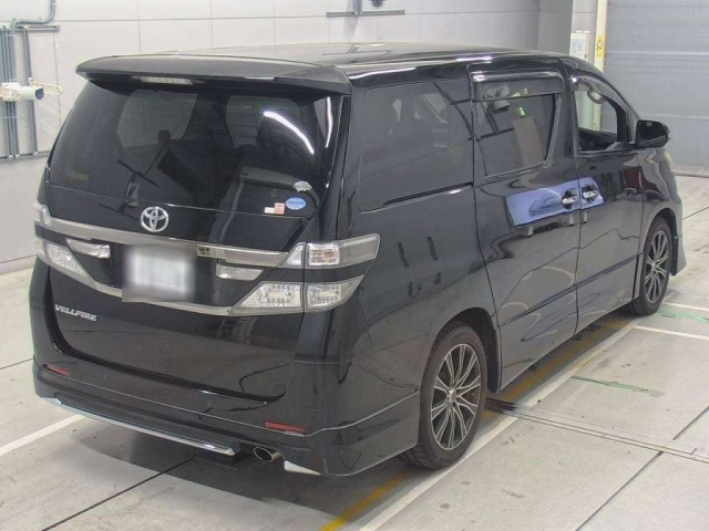 TOYOTA KLUGER