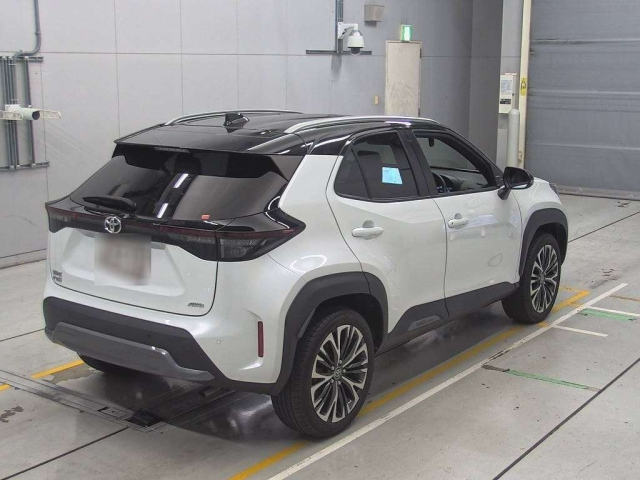 TOYOTA YARIS CROSS