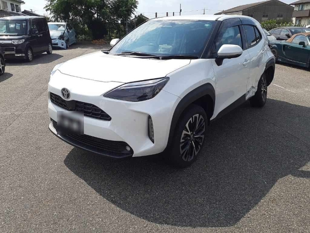 TOYOTA YARIS CROSS