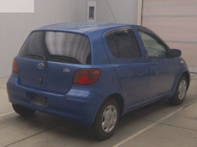 TOYOTA VITZ