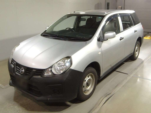 NISSAN AD