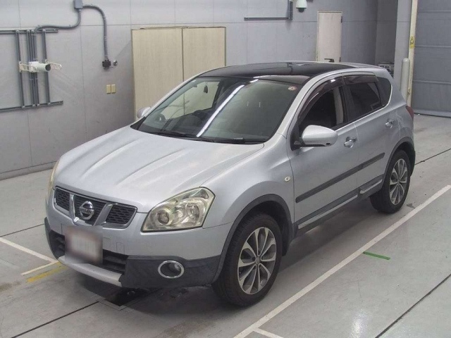 NISSAN DUALIS