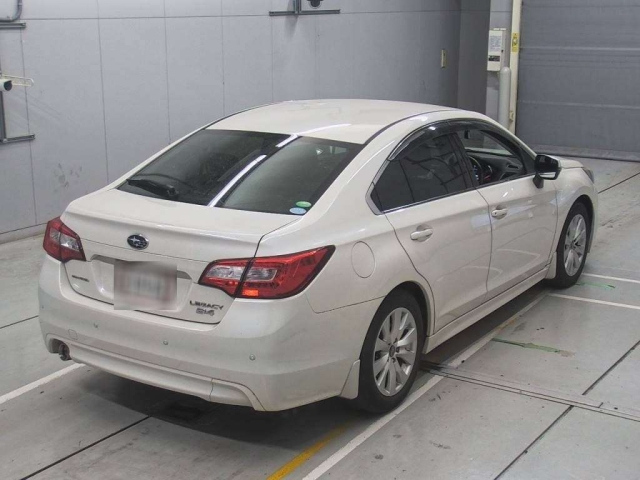 SUBARU LEGACY B4
