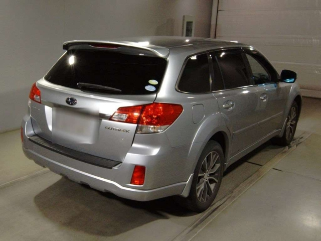 SUBARU LEGACY OUTBACK