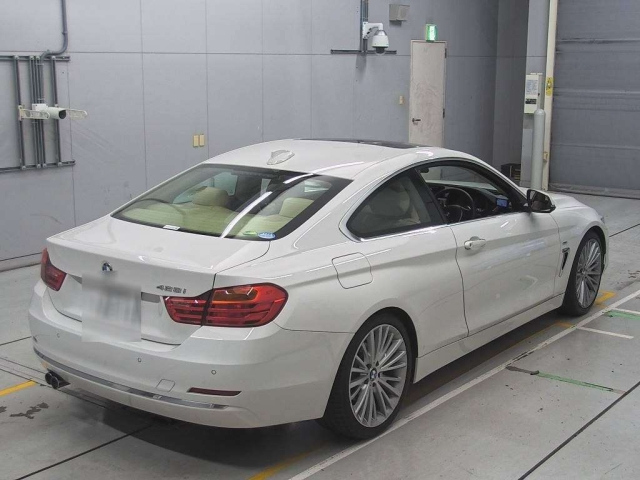BMW 4 SERIES