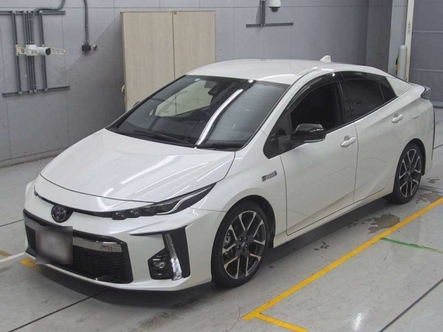 TOYOTA PRIUS PHV