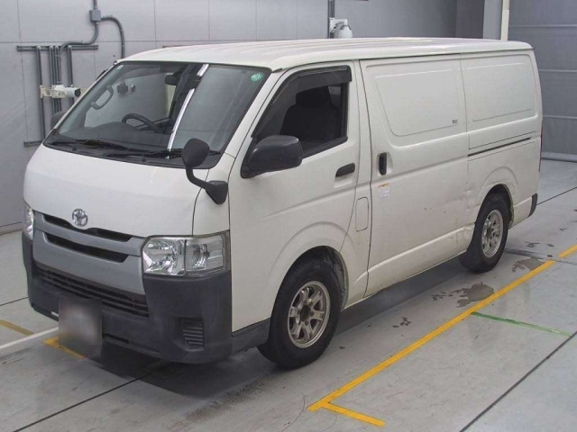 TOYOTA REGIUS ACE VAN