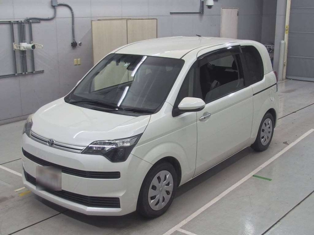 TOYOTA SPADE