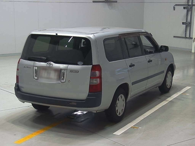 TOYOTA SUCCEED