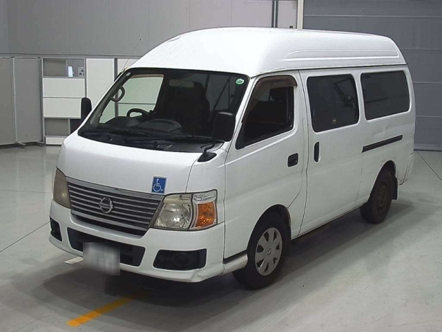 NISSAN CARAVAN BUS