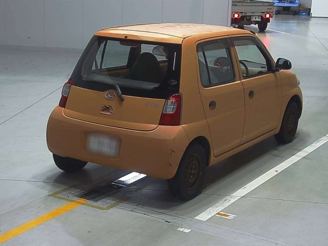 DAIHATSU ESSE