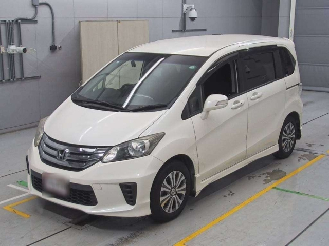 HONDA FREED