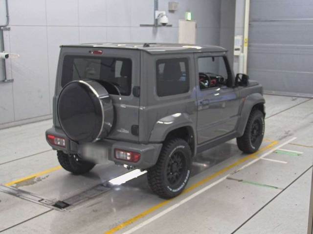 SUZUKI JIMNY SIERRA