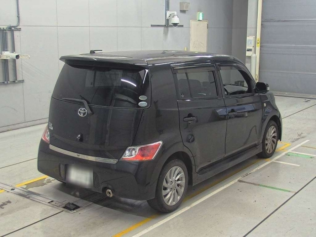 TOYOTA BB