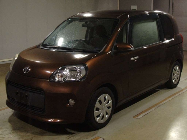 TOYOTA PORTE
