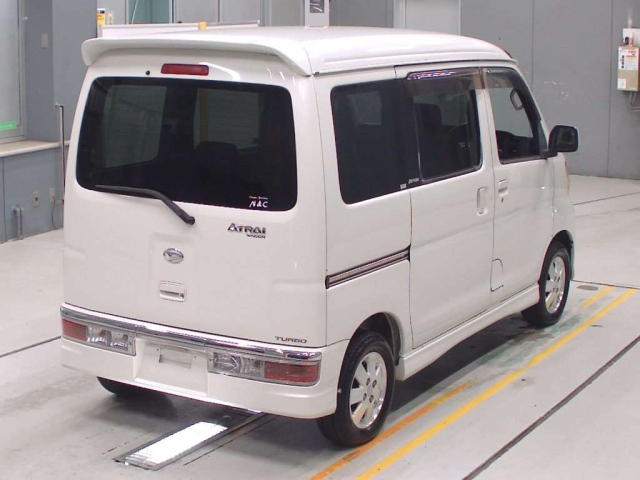 DAIHATSU ATRAI WAGON