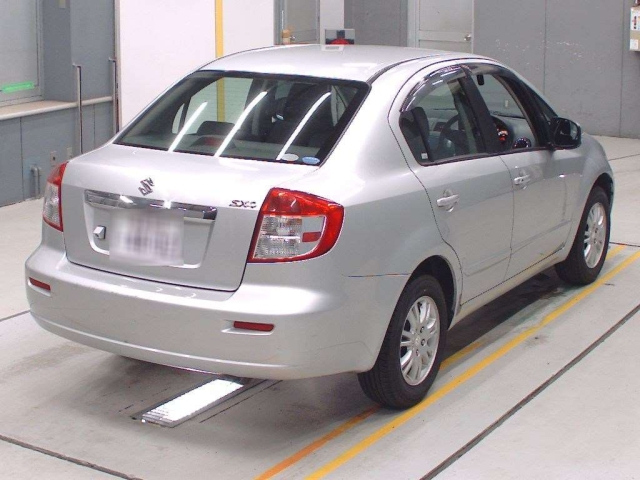 SUZUKI SX-4