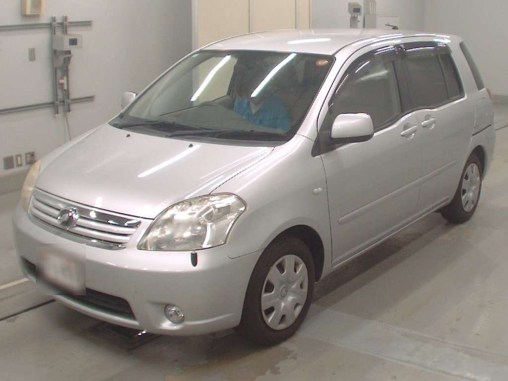 TOYOTA RAUM