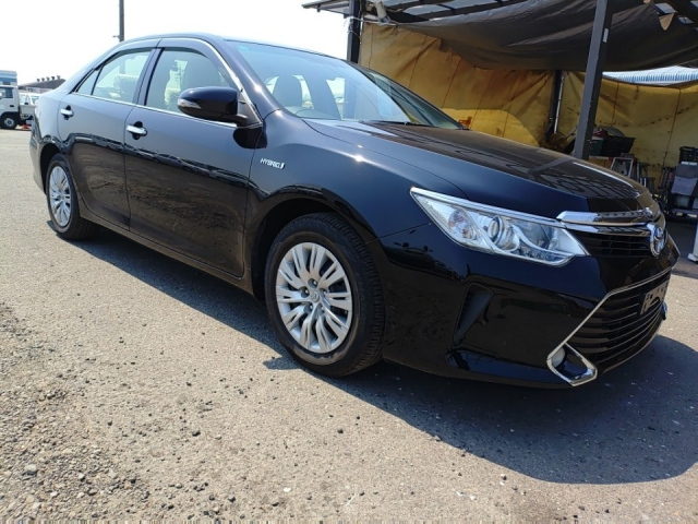 TOYOTA CAMRY