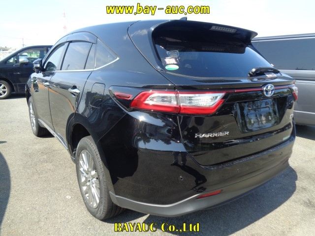 TOYOTA HARRIER