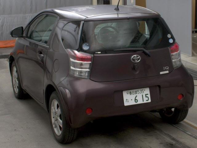 TOYOTA IQ