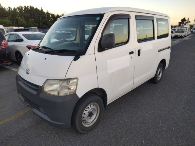 TOYOTA LITE ACE VAN