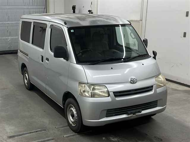 TOYOTA LITE ACE VAN