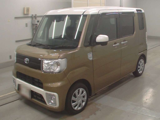 TOYOTA PIXIS MEGA