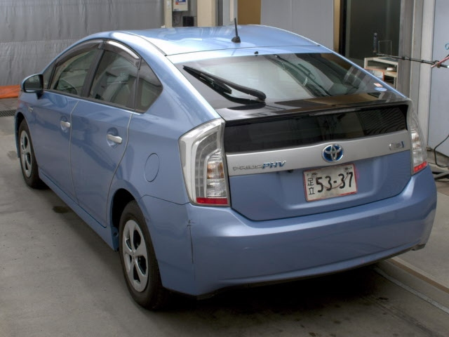 TOYOTA PRIUS PHV
