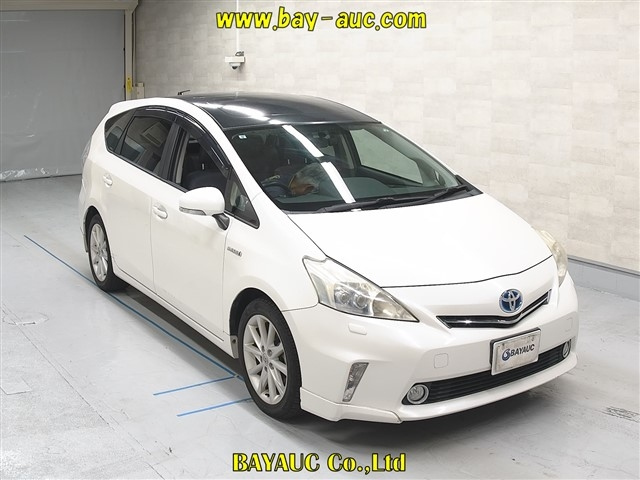 TOYOTA PRIUS ALPHA