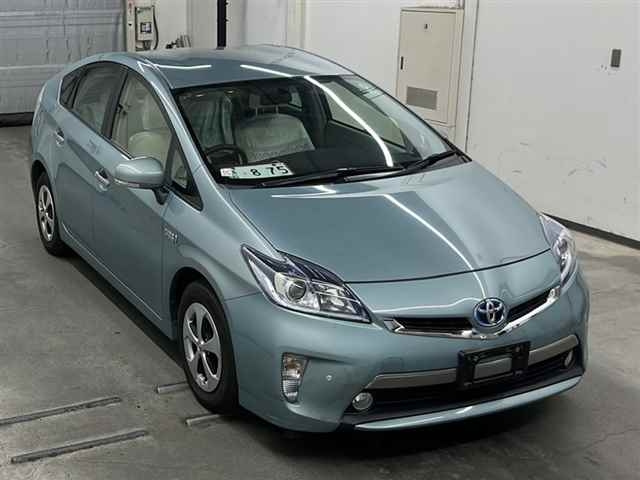 TOYOTA PRIUS PHV