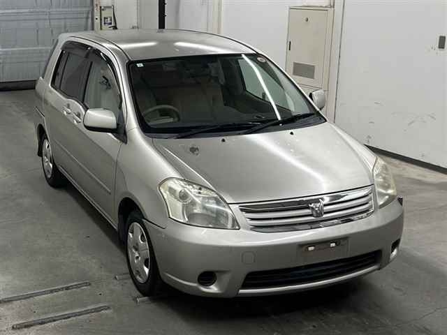 TOYOTA RAUM