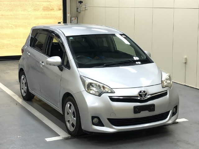 TOYOTA RACTIS
