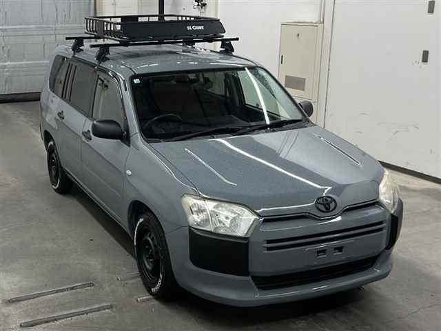 TOYOTA SUCCEED