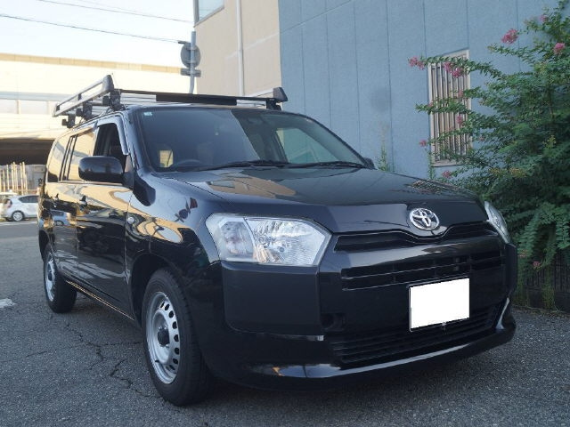 TOYOTA SUCCEED