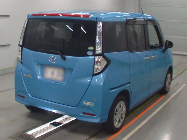 TOYOTA TANK