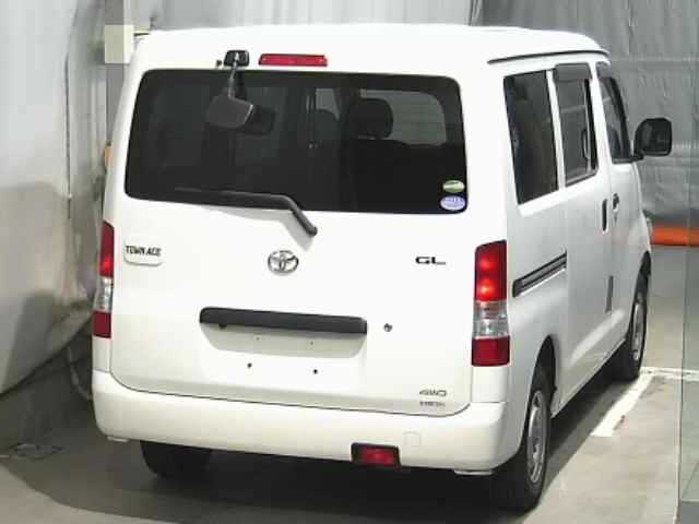 TOYOTA TOWN ACE VAN
