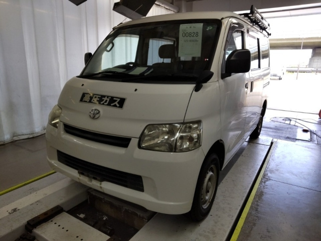 TOYOTA TOWN ACE VAN
