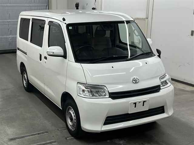 TOYOTA TOWN ACE VAN
