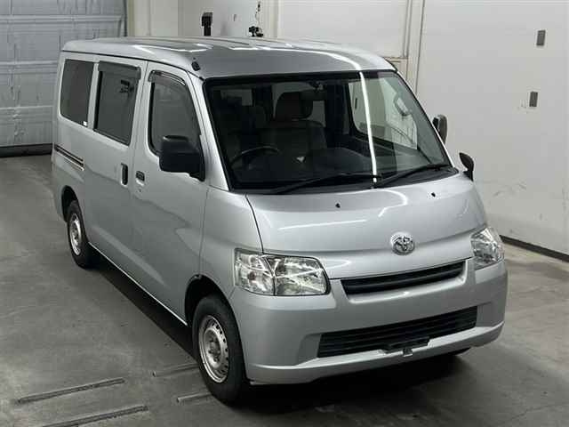 TOYOTA TOWN ACE VAN