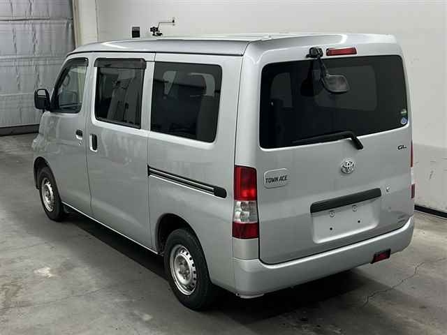 TOYOTA TOWN ACE VAN