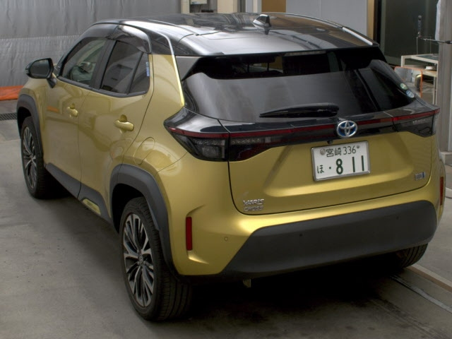 TOYOTA YARIS CROSS