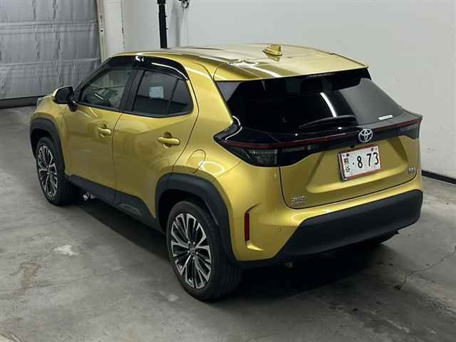 TOYOTA YARIS CROSS