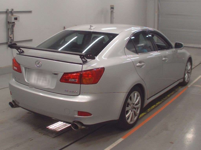 LEXUS IS