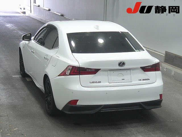 LEXUS IS